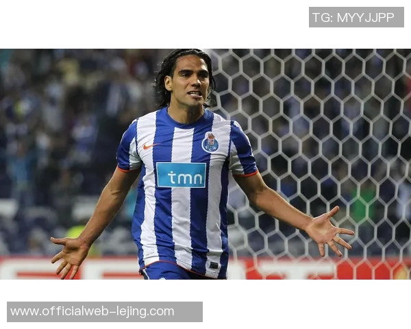 外国足球明星女性风采展示精彩瞬间图片合集